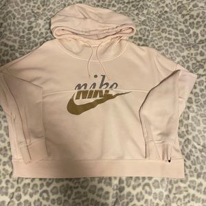 Nike women’s hoodie